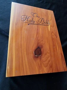 Bibel Friedensfürst Katholische Ausgabe in Holz Zedernbox Etui Vintage - Bild 1 von 5