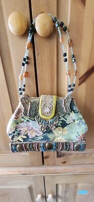 Carpet Bag Purse Handbag Bag Floral Beaded Strap Z - Image 1 of 4