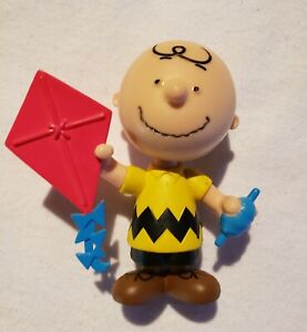 Peanuts Charlie Brown w/Kite 3.25" PVC Figure Toy 