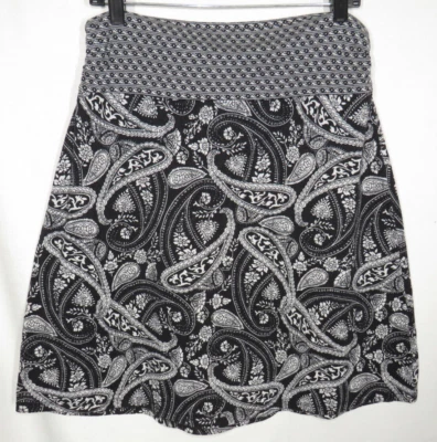 Falda para mujer Faded Glory negra con estampado de cachemira hasta la rodilla talla mediana Foto 1 de 4