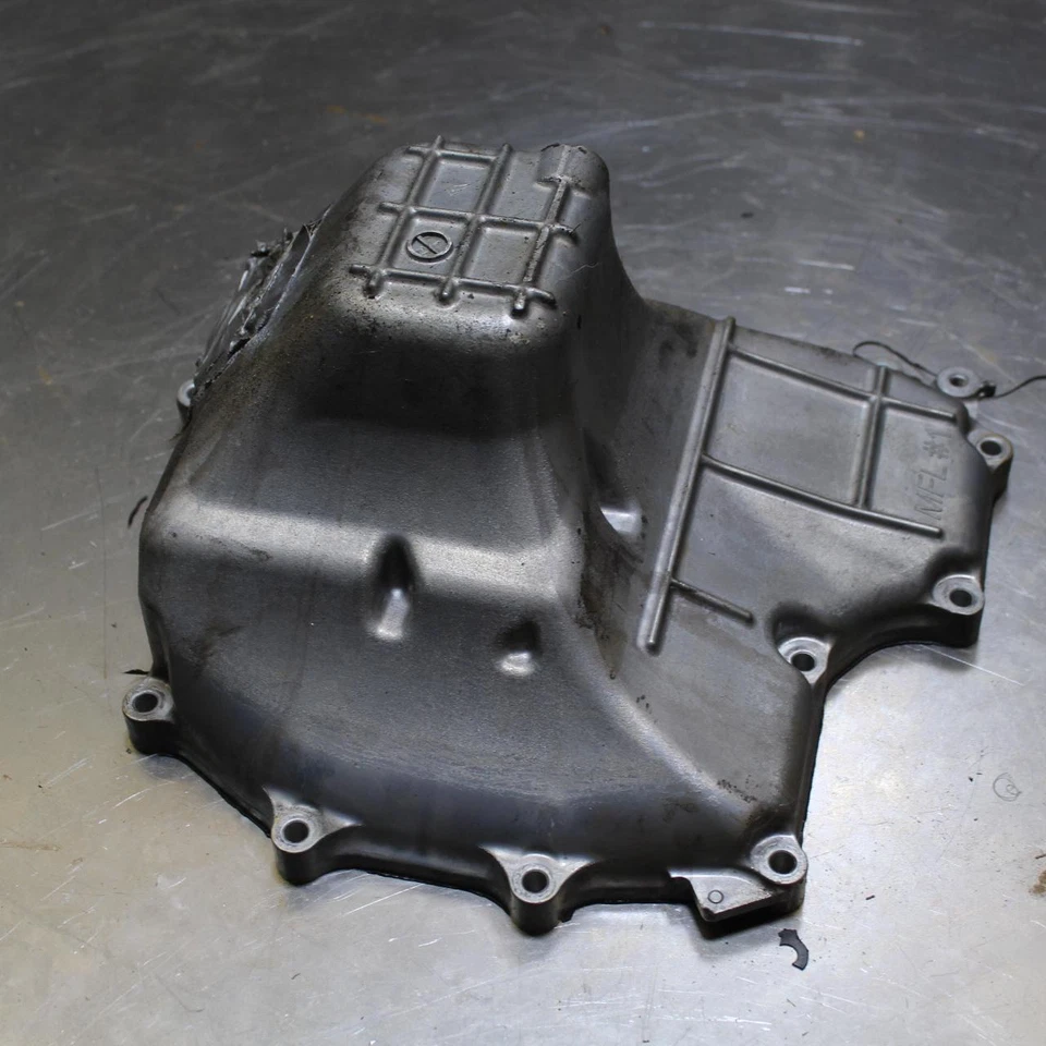 08-11 Honda Cbr 1000rr Oil Pan - Изображение 1 из 4