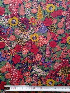 Remnant CIARA G - floral - Liberty of London Tana Lawn cotton 67 x 17cm - Picture 1 of 1