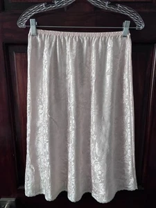 De colección Lucie Ann II Floral Encaje Rosa Medio Slip Talla Mediana - Imagen 1 de 4