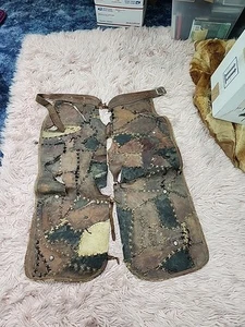Antique patchwork handmade WESTERN COWBOY LEATHER BATWING CHAPS - Imagen 1 de 6