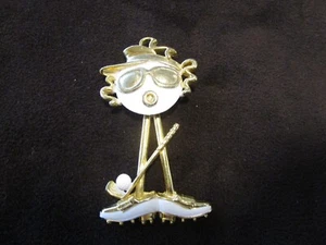 Vintage Golf Brosche Pin AJC Metall emailliert Gelenk Lady Golfer skurril 80er - Bild 1 von 6