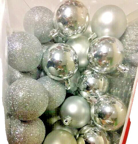 90 Decorazioni palline natalizie addobbi Albero Natale argento glitter decori - Immagine 1 di 4