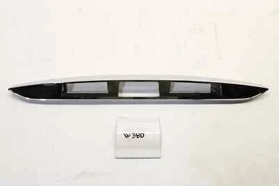 Novo OEM Mitsubishi Grandis 2004-2010 Placa de Licença Acabamento de Portão Cromado MN161067  - Imagem 1 de 2