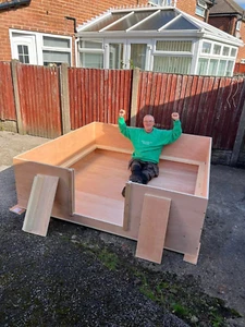 large whelping boxes delivery included will depend on post code - Picture 1 of 8