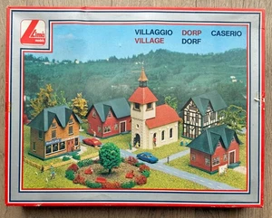 KIT VINTAGE LIMA ITALY 600931 HO H0 SET Villaggio Village Dorf Caserio, COMO NUEVO - Imagen 1 de 3