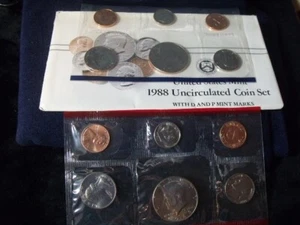 1988 UNITED STATES MINT SET, BIRTH YEAR SET, 10 COIN SET, OGP, INC. 2 TOKENS - Picture 1 of 2