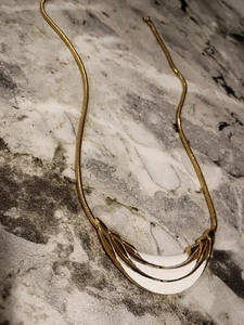 Vintage Krone Trifari Halskette goldfarben weiß Emaille Schlangenkette 17" - Bild 1 von 17