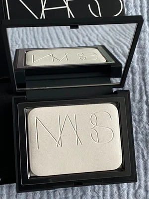 NARS Light Reflecting Setting Powder Pressed Transflucent Crystal 10g –Invisible - Image 1 of 4