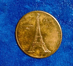 France 1910 AE 25 mm Eiffel Tower souvenir medal - Picture 1 of 3