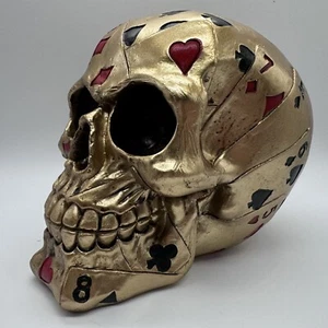 Dead Man's Hand Skull - Gold 15cm - Cards Poker Casino Mancave Bar - Picture 1 of 10