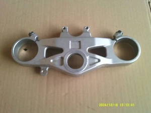 HONDA CBR 1000RR FIREBLADE TOP YOKE - Picture 1 of 4