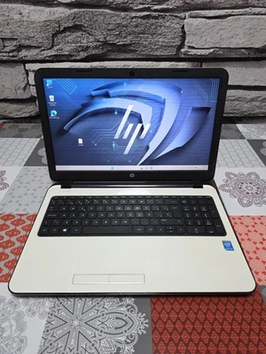 HP  15-r151nr - Imagen 1 de 4