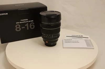 Lente Fujifilm XF 8-16 mm f2,8 R LM WR montura X COMO NUEVO con caja y papeleo Foto 1 de 4