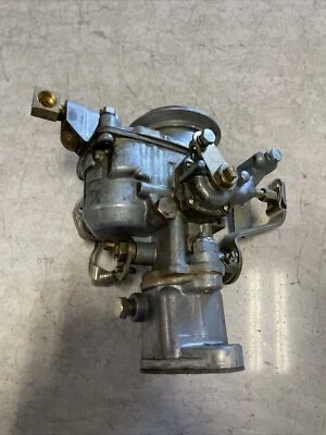 Carburador Crown Automotive J0923808 para Jeep CJ3/CJ5/CJ6/FC150 con motor de cabezal F Foto 1 de 4