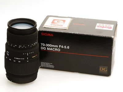 Sigma Zoom Objektiv 4-5.6 / 70-300 mm DG Macro für Canon EF Mount - Bild 1 von 3