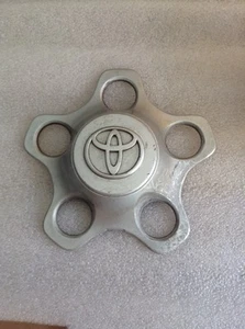 (1) TOYOTA WHEEL CENTER CAP HUB CAPS OEM #1A - Picture 1 of 4