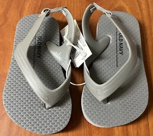 Old Navy Toddler Unisex Girls Boys Gray Flip Flops Sandals Toddler Size 5 New - Picture 1 of 13