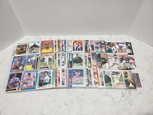 Oakland Athletics Major League Baseball Card MLB Lot 25 Card Sleeves 225 Cards - Picture 1 of 8