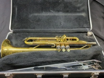 Trompeta Estudiantil KING TEMPO 600 EE. UU. Foto 1 de 4