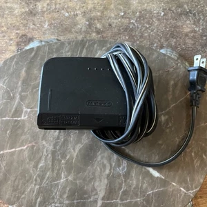 Nintendo NUS-002 (USA) alimentatore originale OEM - Foto 1 di 3