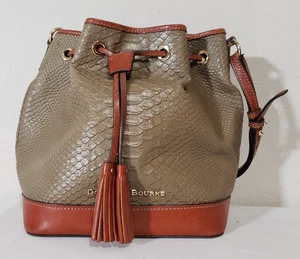Bolso de Hombro Dooney Bourke Caldwell Cordón Cubo Cuero Pitón Repujado* - Imagen 1 de 7