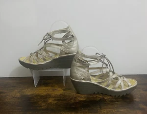 Fly London Yuke Gladiator Wedge Sandals Sz 7-7.5 Silver Metallic Leather - Picture 1 of 9