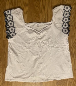 Top Time & Tru Mujer Talla XL (16-18) Sin Mangas Blanco Bordado Azul Flores - Imagen 1 de 6