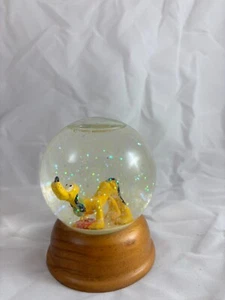 Vintage NE First Limited Edition Cystal Snow Globe - Pluto - Bild 1 von 3