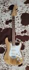 Fender+Stratocaster+Squier+70%27s+Natural+Finish