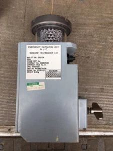 Ships / Boat Emergency Navigation Light NUC ENL/06 MT1186/10/06 EX-MOD - Picture 1 of 5