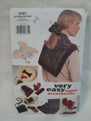 Very Easy Vogue Accessories Pattern 9161 ~ Family Gift Package ~ Scarf Hat Baby - Image 1 of 4