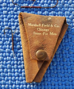 RAR: Marshall Fields Chicago Vintage Leder Fisch Haken Halter-Tasche Fliegenfischen - Bild 1 von 8