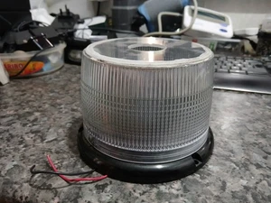 WEISSE STROBOSKOPLEUCHTE 12 V - Bild 1 von 6