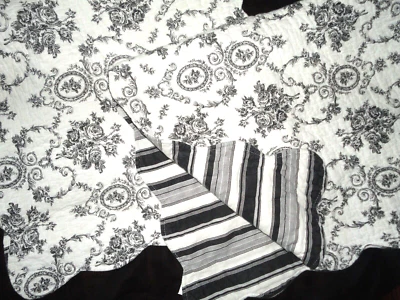 COZY LINE ROSAS VICTORIANAS FLORALES RAYAS NEGRAS (2) FUNDAS ALMOHADA KING 20X36 Foto 1 de 4