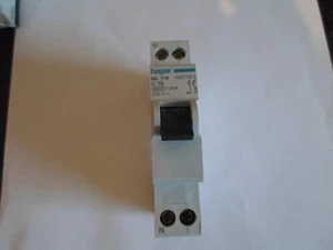HAGER ML 716 C16 16 AMP (442716) MCB MONOPOLO CON DISYUNTOR NEUTRO. - Imagen 1 de 1