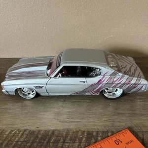 Maisto Pro Rodz 1971 Chevy Chevelle Silver Custom 1:18 Diecast MODEL KIT Repair - Picture 1 of 11