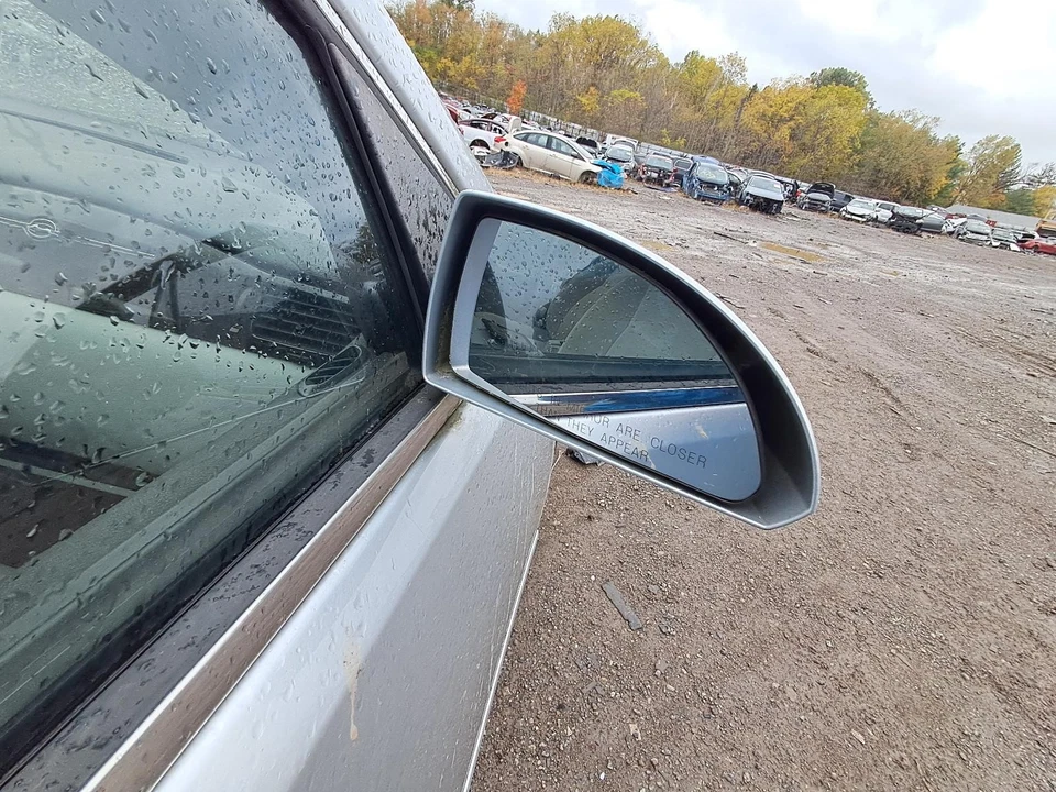 Espejo retrovisor derecho usado se adapta a: Chevrolet Impala Power 2012 sin opción térmica DG7 gris Foto 1 de 4