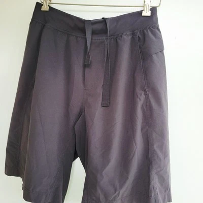 Lululemon T.H.E. Short linerless black 11” inseam Size medium - Image 1 of 4