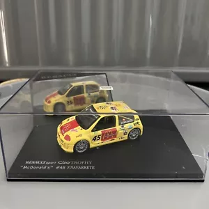 Universal Hobbies 1/43 - Renault Sport Clio V6 Trophy Mcdonald's 45 Navarrete - Picture 1 of 6