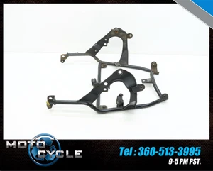 1984 84 KAWASAKI ZX9 ZX900 ZX 900 ZX9R GPZ RADIATOR STAY FRAME MOUNT BRACKET K85 - Picture 1 of 5