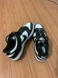 Size 9 - Nike Dunk Low '08 Panda 2011 - Picture 1 of 5