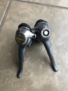 Shimano 600 Ultegra STI Brake/Shifter Lever Set 2x8 Speed, Tri Color, ST-6400 - Picture 1 of 6