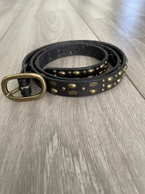 Cinturón para mujer Lucky Brand talla grande marrón oscuro con tachuelas Foto 1 de 4