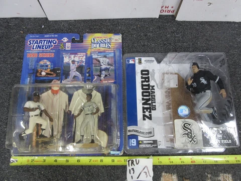 NEW McFarlane Chicago White Sox Magglio Ordonez &SL Thomas/Belle MLB Figures LOT Cover