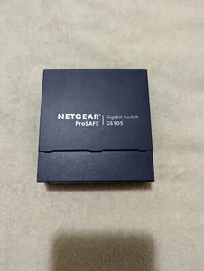 NETGEAR ProSafe GS105v5 5-Port 10/100/1000 Mbps Gigabit Desktop Ethernet Switch - Picture 1 of 4