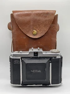 Zeiss Ikon Nettar Folding Camera - Vintage 120 Film Camera with Leather Case - Picture 1 of 23